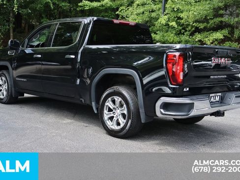 Used 2025 GMC Sierra 1500 SLT RWD image 8