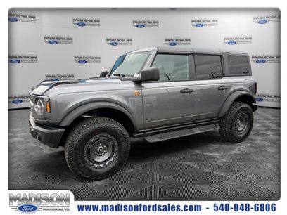 New 2025 Ford Bronco Badlands w/ Sasquatch Package