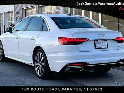 Used 2023 Audi A4 2.0T Premium w/ Convenience Package image 10