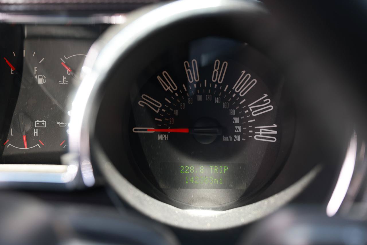 Used 2009 Ford Mustang Convertible RWD image 45