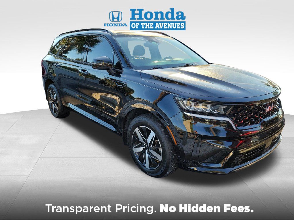 Used 2022 Kia Sorento EX w/ Panoramic Sunroof Package FWD image 1