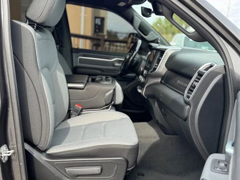 Used 2022 RAM 1500 Big Horn AWD/4WD image 22