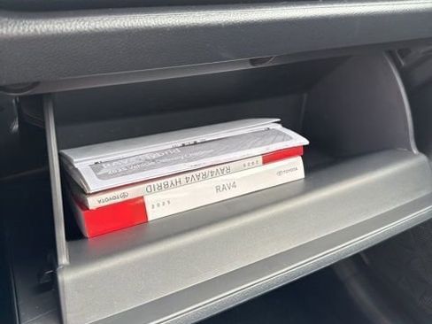 Certified 2025 Toyota RAV4 XLE image 27