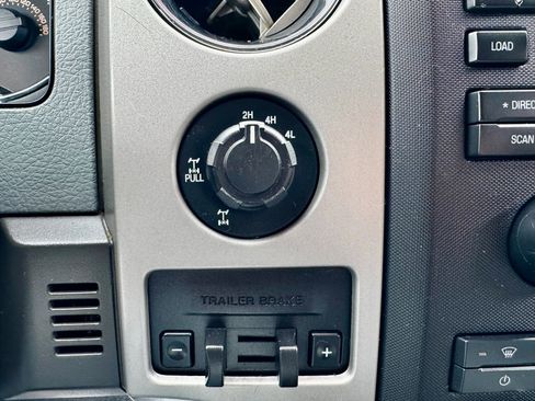 Used 2012 Ford F150 XLT w/ XLT Chrome Pkg image 14