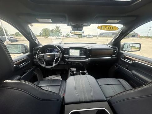 Used 2024 Chevrolet Silverado 1500 High Country w/ High Country Premium Package AWD/4WD image 23