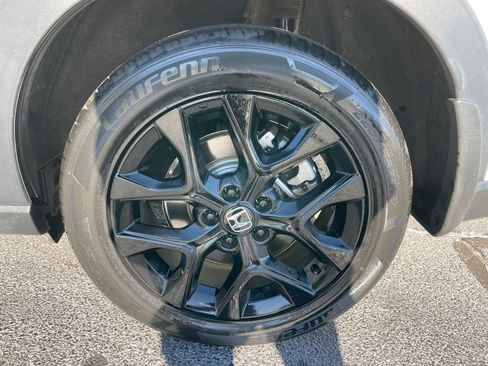 Certified 2024 Honda HR-V Sport image 43