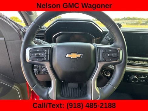 Used 2023 Chevrolet Silverado 1500 LT w/ Convenience Package II AWD/4WD image 23