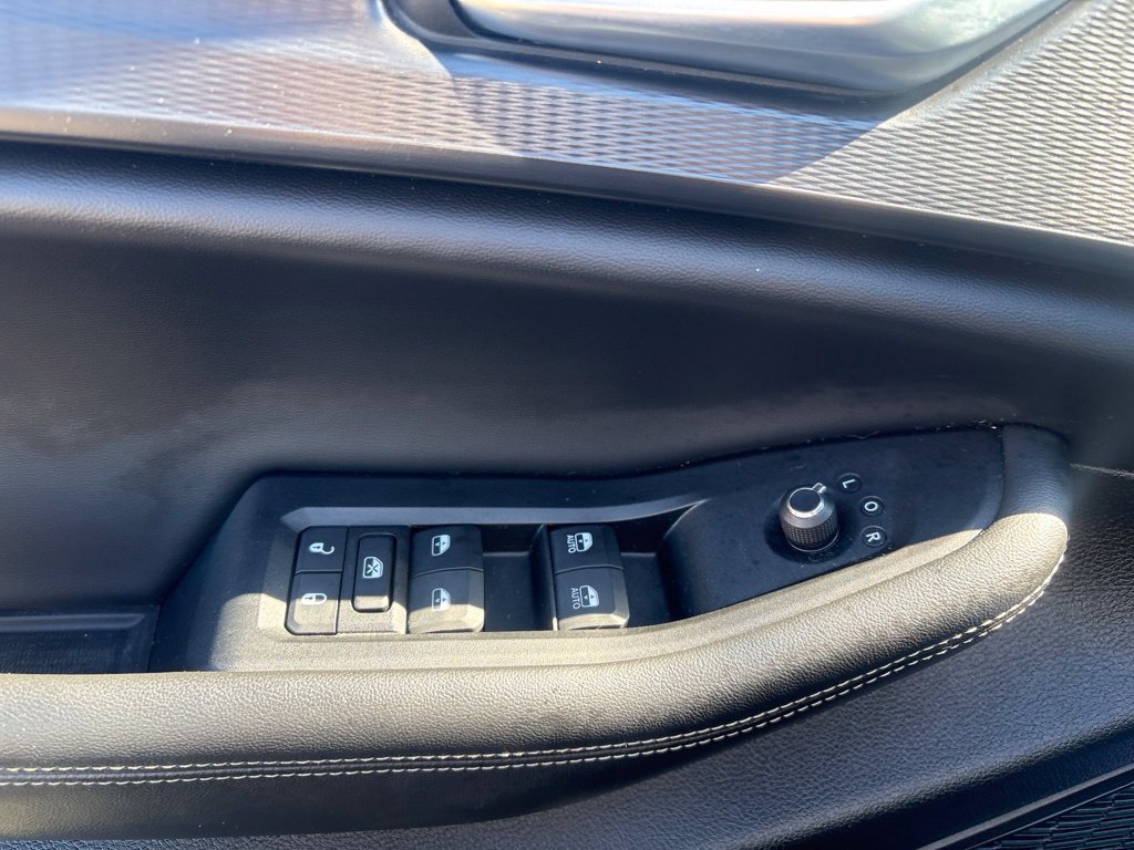 Certified 2024 Jeep Grand Cherokee Altitude AWD/4WD image 19