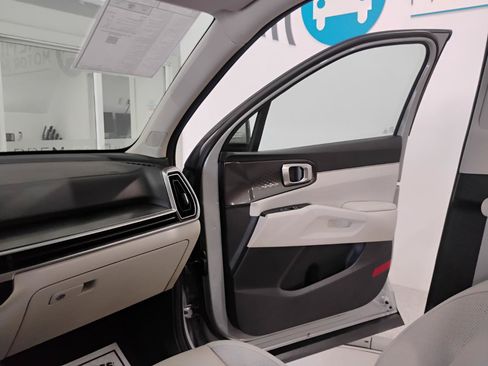 Used 2025 Kia Sorento S w/ Panoramic Sunroof Package FWD image 63