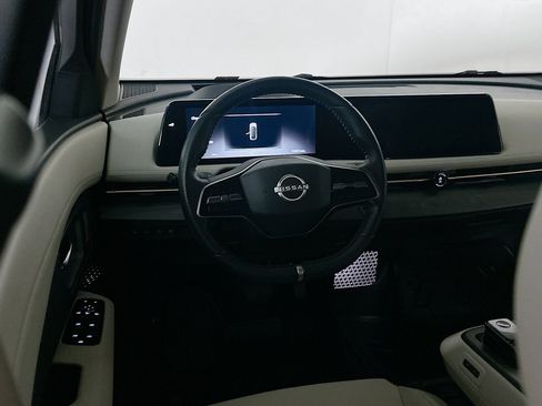 Used 2023 Nissan Ariya FWD image 17