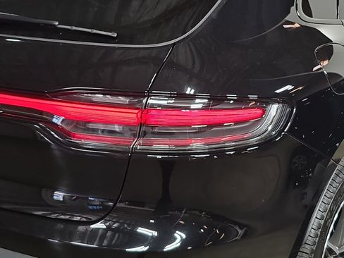 Certified 2026 Porsche Macan AWD/4WD image 30