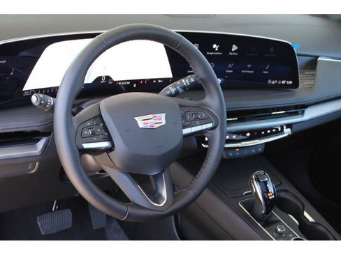 New 2025 Cadillac XT4 Premium Luxury w/ Cold Weather Package image 23