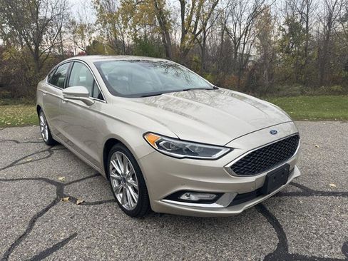 Used 2017 Ford Fusion Platinum image 2