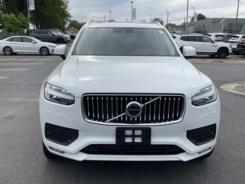 Used 2020 Volvo XC90 T6 Momentum AWD/4WD image 2