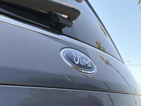 Used 2022 Ford Expedition XLT RWD image 9