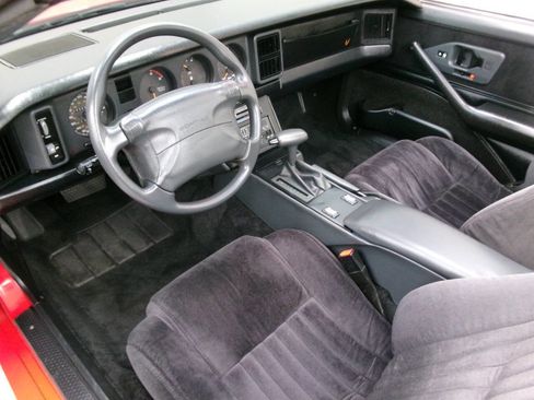Used 1991 Pontiac Firebird Convertible image 23