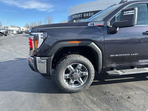 New 2026 GMC Sierra 2500 SLE w/ SLE Value Package; image 5