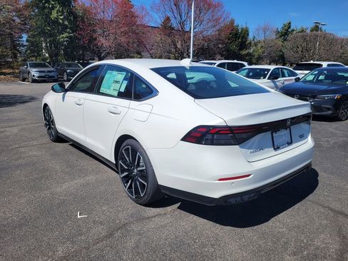 New 2026 Honda Accord Touring image 7