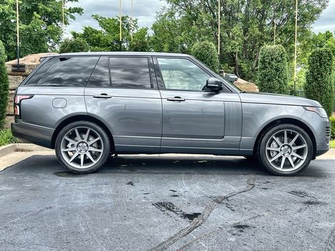 Used 2018 Land Rover Range Rover Supercharged AWD/4WD image 6