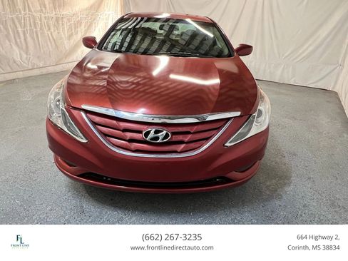 Used 2012 Hyundai Sonata GLS image 2