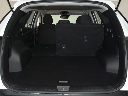 New 2026 Hyundai Tucson SE image 26