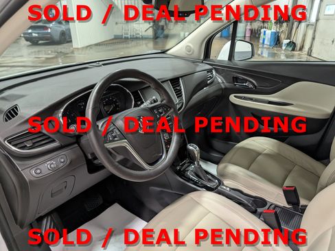Used 2018 Buick Encore Premium w/ Experience Buick Package AWD/4WD image 13
