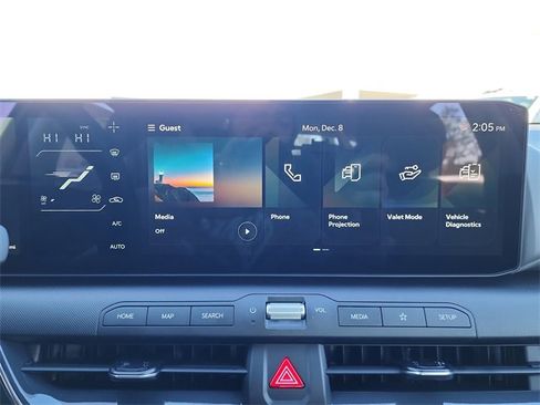 New 2025 Kia K4 EX image 18