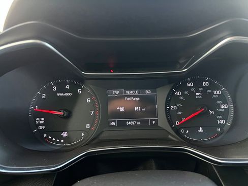 Used 2022 Chevrolet TrailBlazer LT w/ Convenience Package FWD image 10