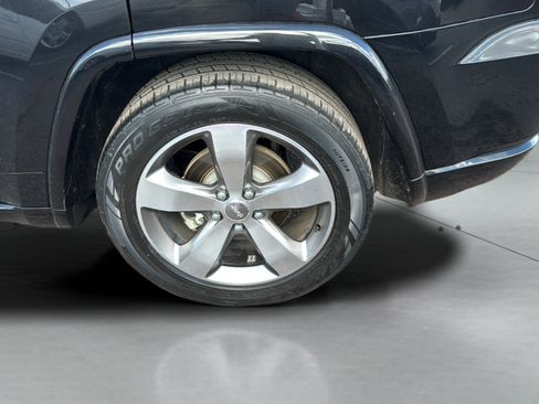 Used 2014 Jeep Grand Cherokee Overland AWD/4WD image 37