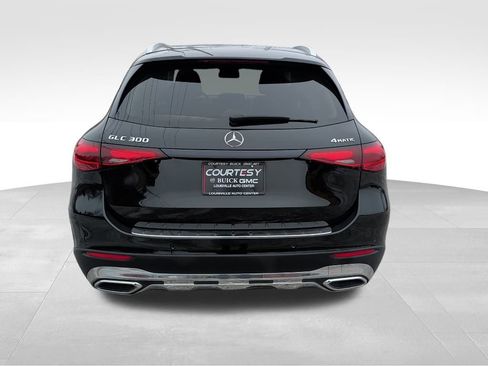 Used 2023 Mercedes-Benz GLC 300 4MATIC image 8