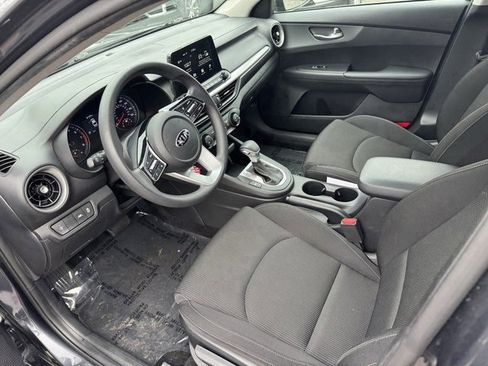 Used 2021 Kia Forte LXS image 11