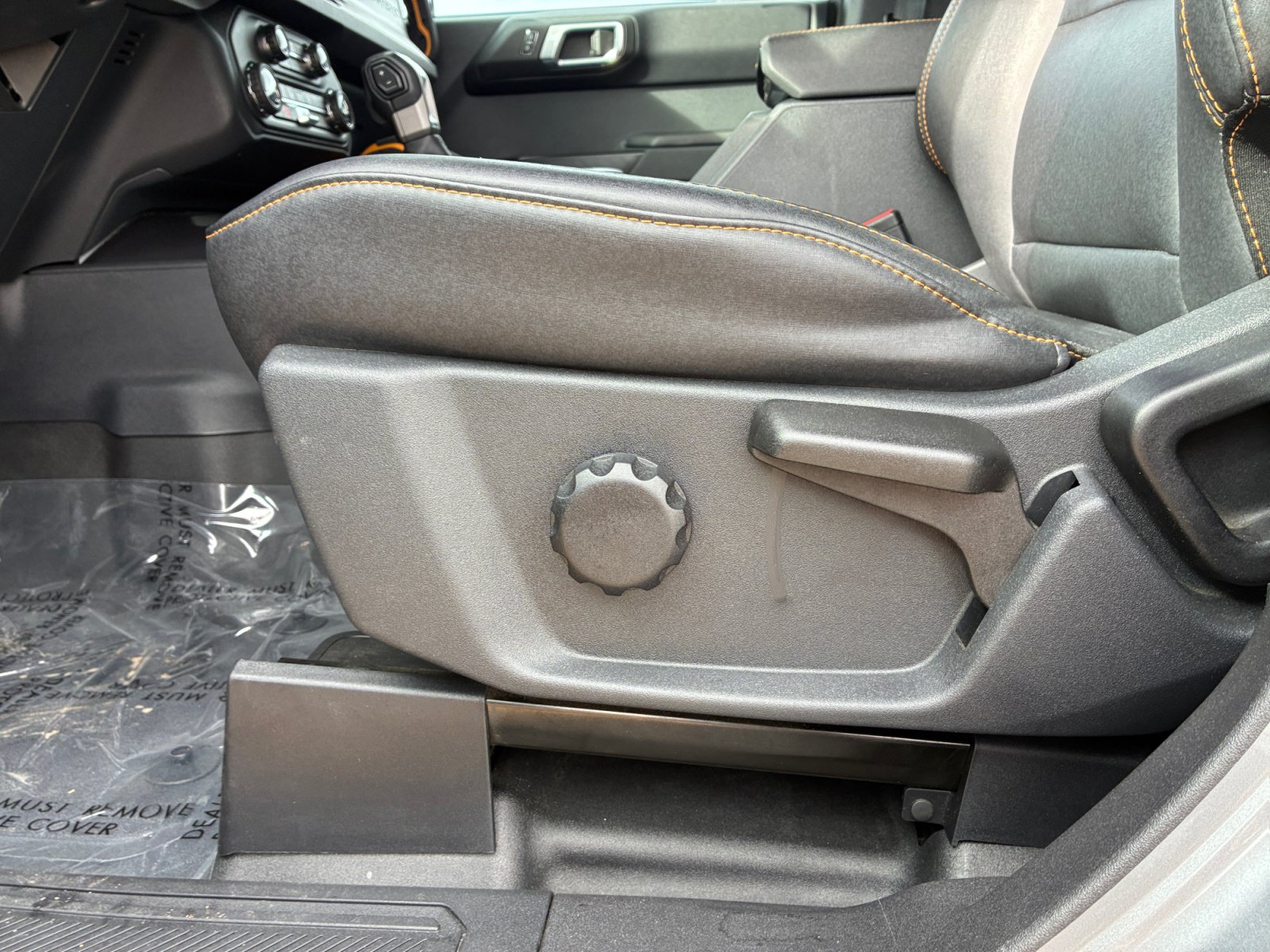 Used 2024 Ford Bronco Badlands AWD/4WD image 14