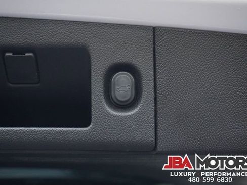 Used 2020 Cadillac Escalade ESV Platinum image 74