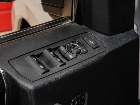 Used 2022 Ford F250 Platinum w/ FX4 Off-Road Package image 42