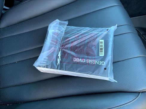 Used 2021 Genesis GV80 2.5T w/ Advanced Package 03 image 14