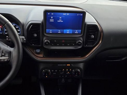 Used 2024 Ford Bronco Sport Outer Banks w/ Tech Package image 14
