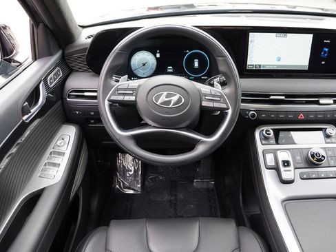Used 2024 Hyundai Palisade Calligraphy image 20