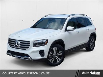 New 2025 Mercedes-Benz GLB 250