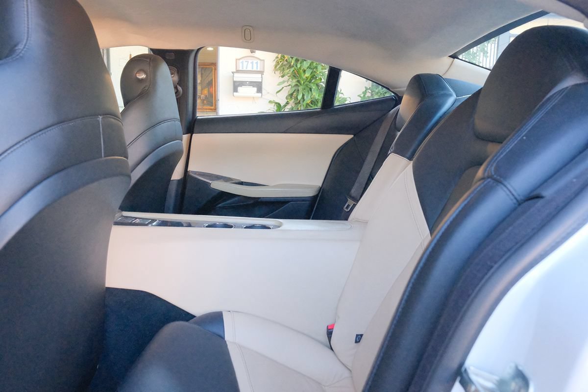 Used 2012 Fisker Karma EcoSport RWD image 35