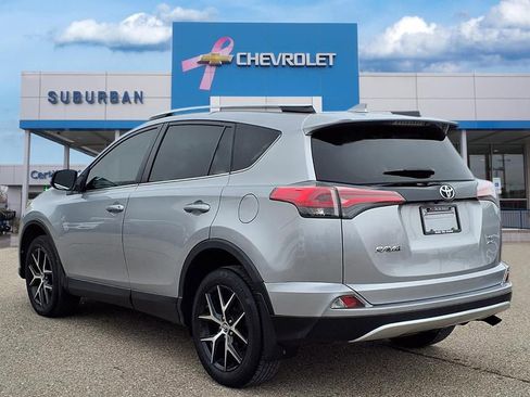 Used 2016 Toyota RAV4 SE image 6