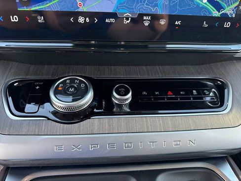 New 2026 Ford Expedition Max Platinum w/ Platinum Ultimate Package AWD/4WD image 20