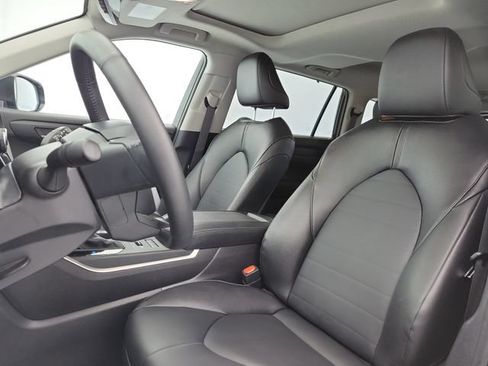 Used 2026 Toyota Highlander XLE AWD/4WD image 19