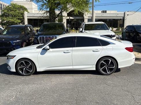 Used 2018 Honda Accord Sport image 2