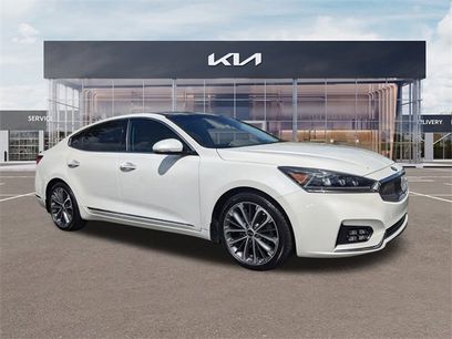 Used 2019 Kia Cadenza Technology