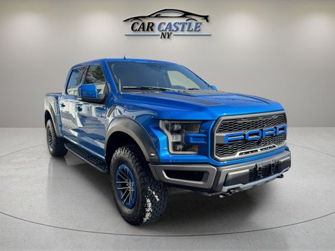 Used 2019 Ford F150 Raptor w/ Equipment Group 802A Luxury image 4