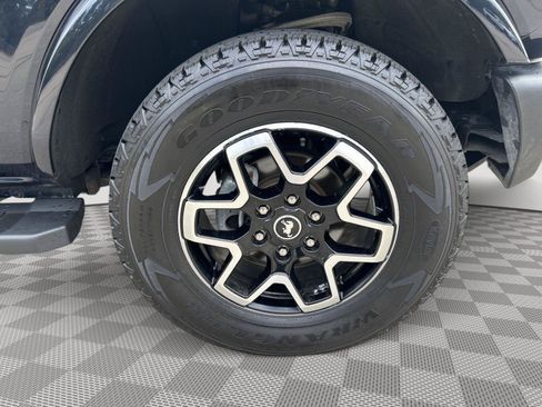 Used 2021 Ford Bronco Outer Banks AWD/4WD image 18