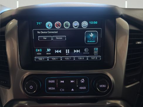 Used 2019 Chevrolet Suburban Premier AWD/4WD image 19