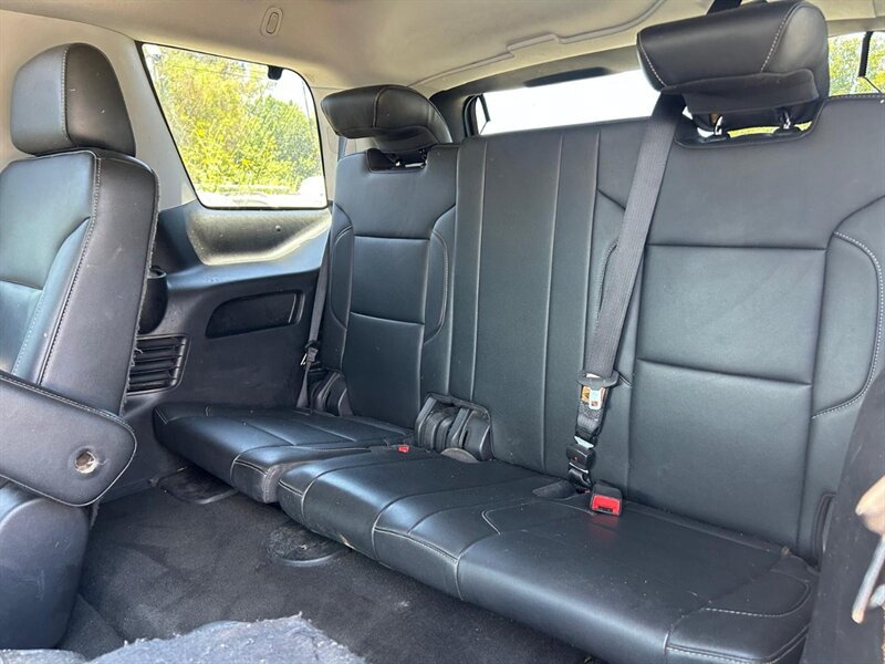 Used 2018 Chevrolet Tahoe LT w/ Luxury Package RWD image 30