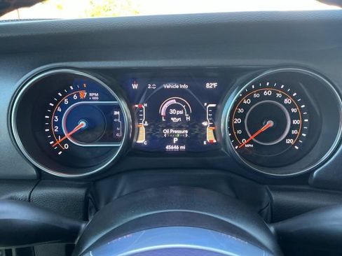 Used 2023 Jeep Gladiator Mojave w/ LED Lighting Group AWD/4WD image 11