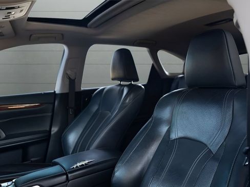 Used 2018 Lexus RX 350L AWD image 44